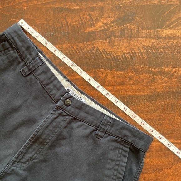 COLUMBIA Stonewashed Granite Hiking Shorts Black Size 12 - Picture 12 of 15